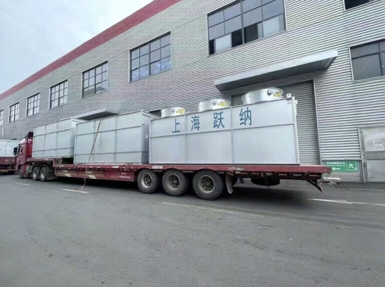 Shanghai Yuena custom industrial commercial refrigeration equipment loaded for overseas delivery.